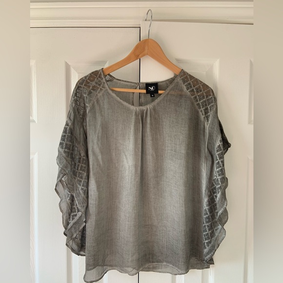 Sheer top - Picture 1 of 4